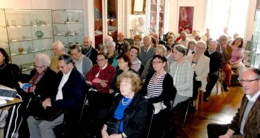 Illustration de Le public. Au 1er rang : les membres titulaires Christiane Massonnet (coupée !), Yvette Renaud, Alain Lange